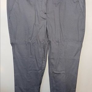 Crop pant straight leg. NWT